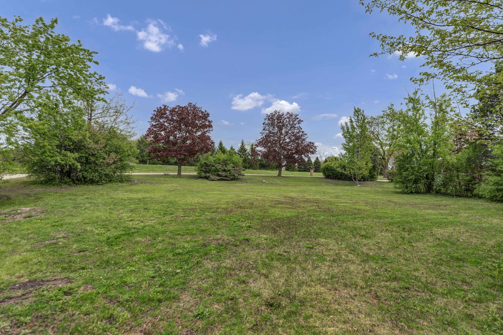 46 Kingston Drive, Oak Brook, IL 60523