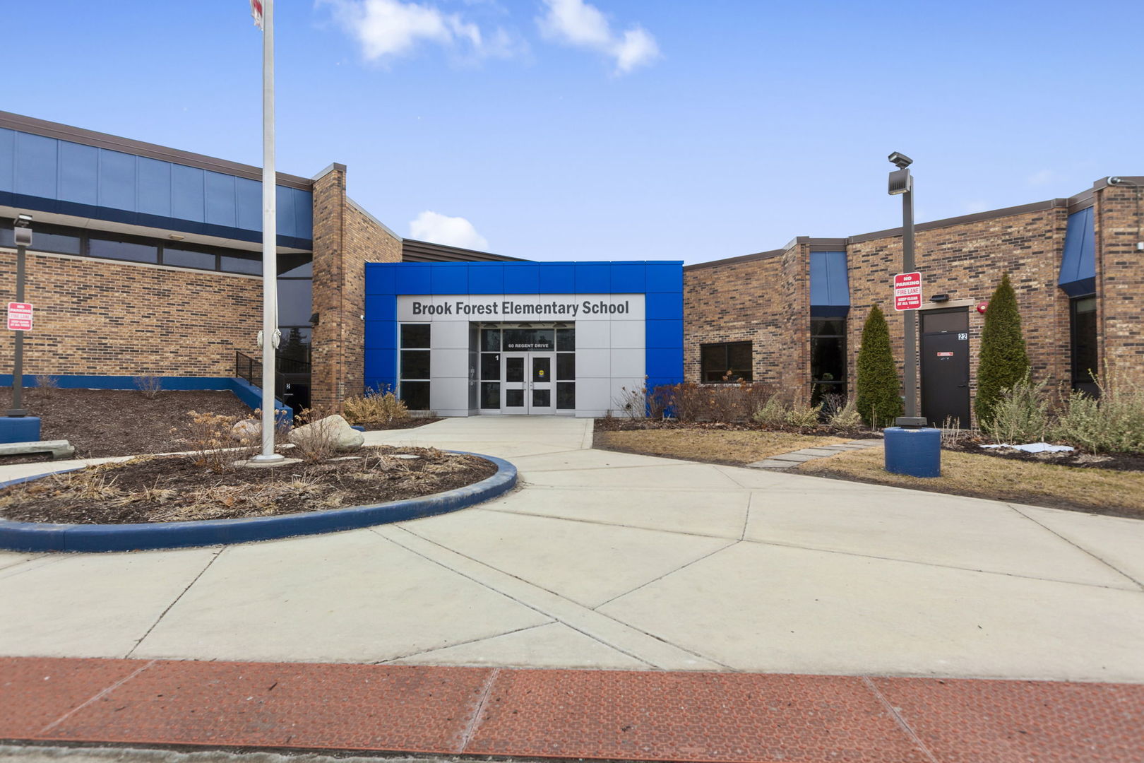 46 Kingston Drive, Oak Brook, IL 60523