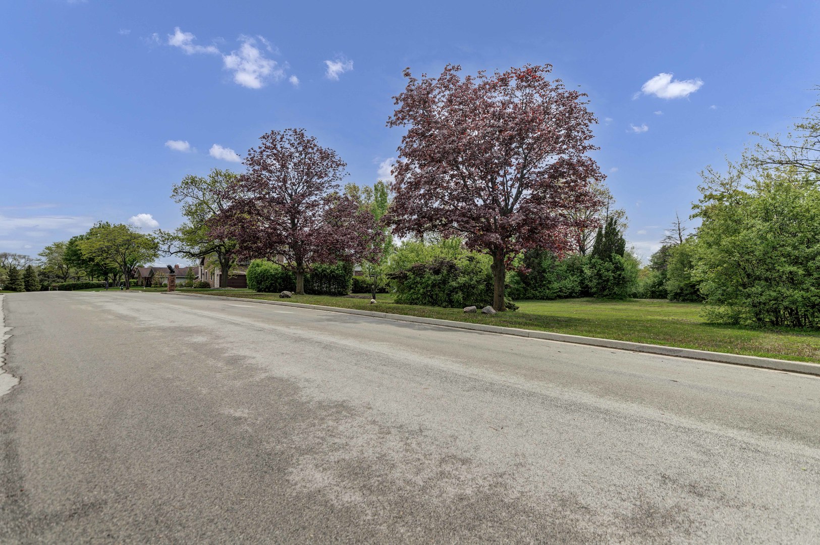 46 Kingston Drive, Oak Brook, IL 60523