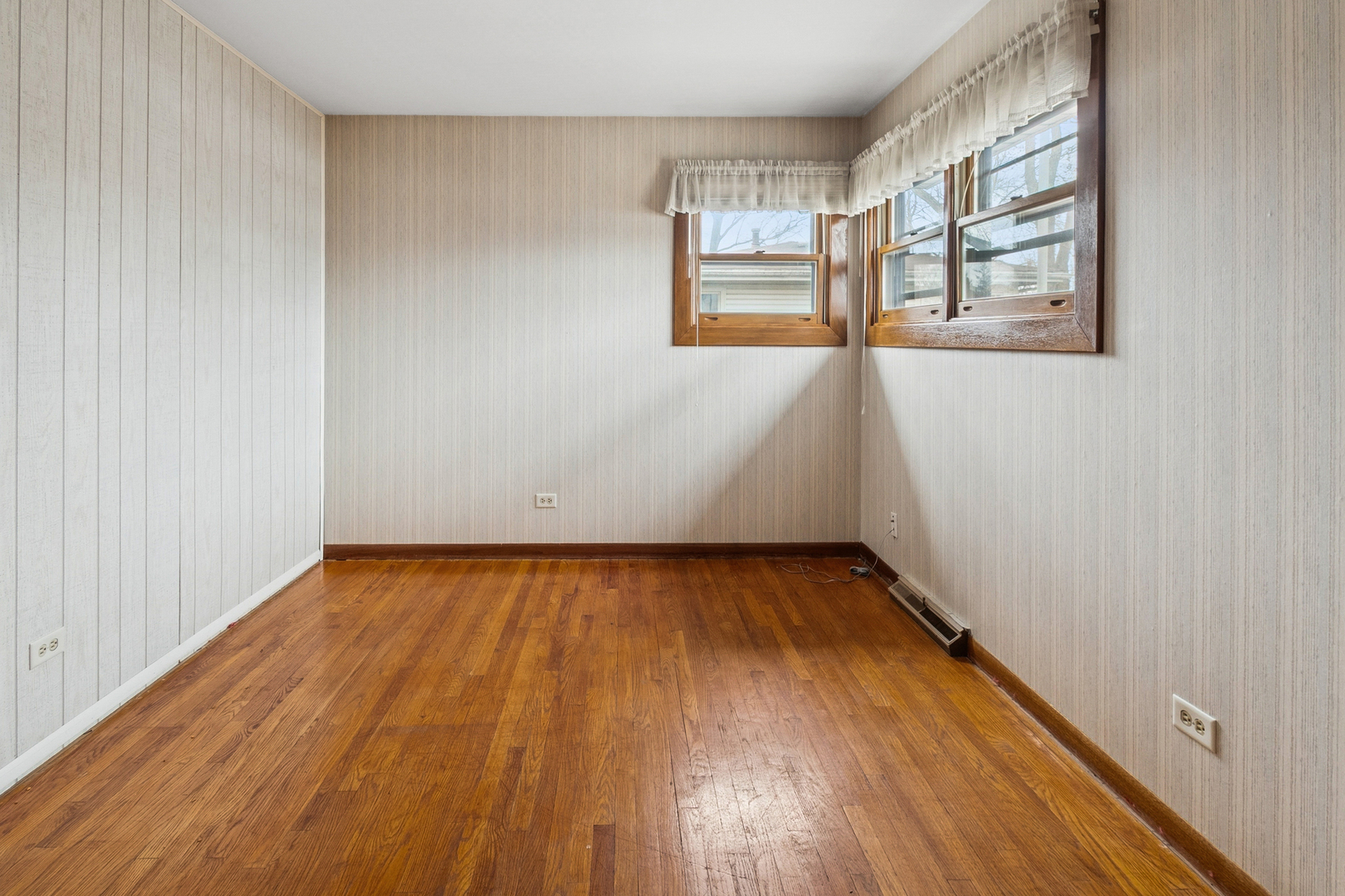 87 E Craig Drive, Chicago Heights, IL 60411