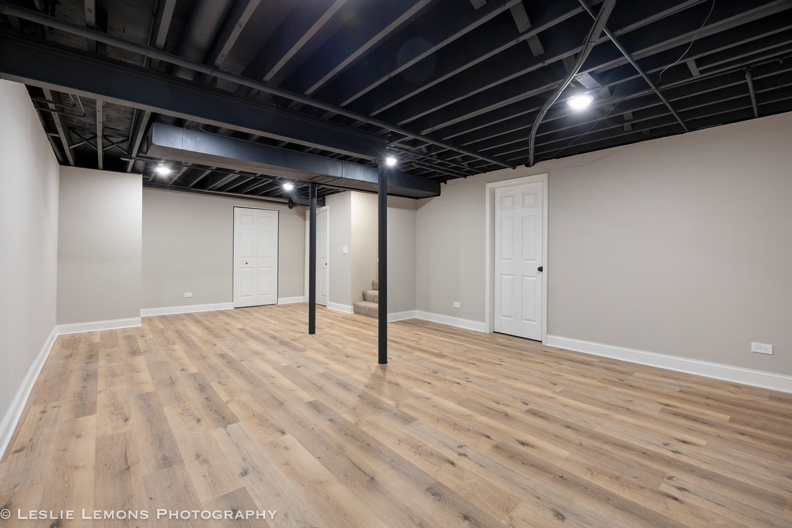 1026 Briarcliffe Boulevard, Wheaton, IL 60189