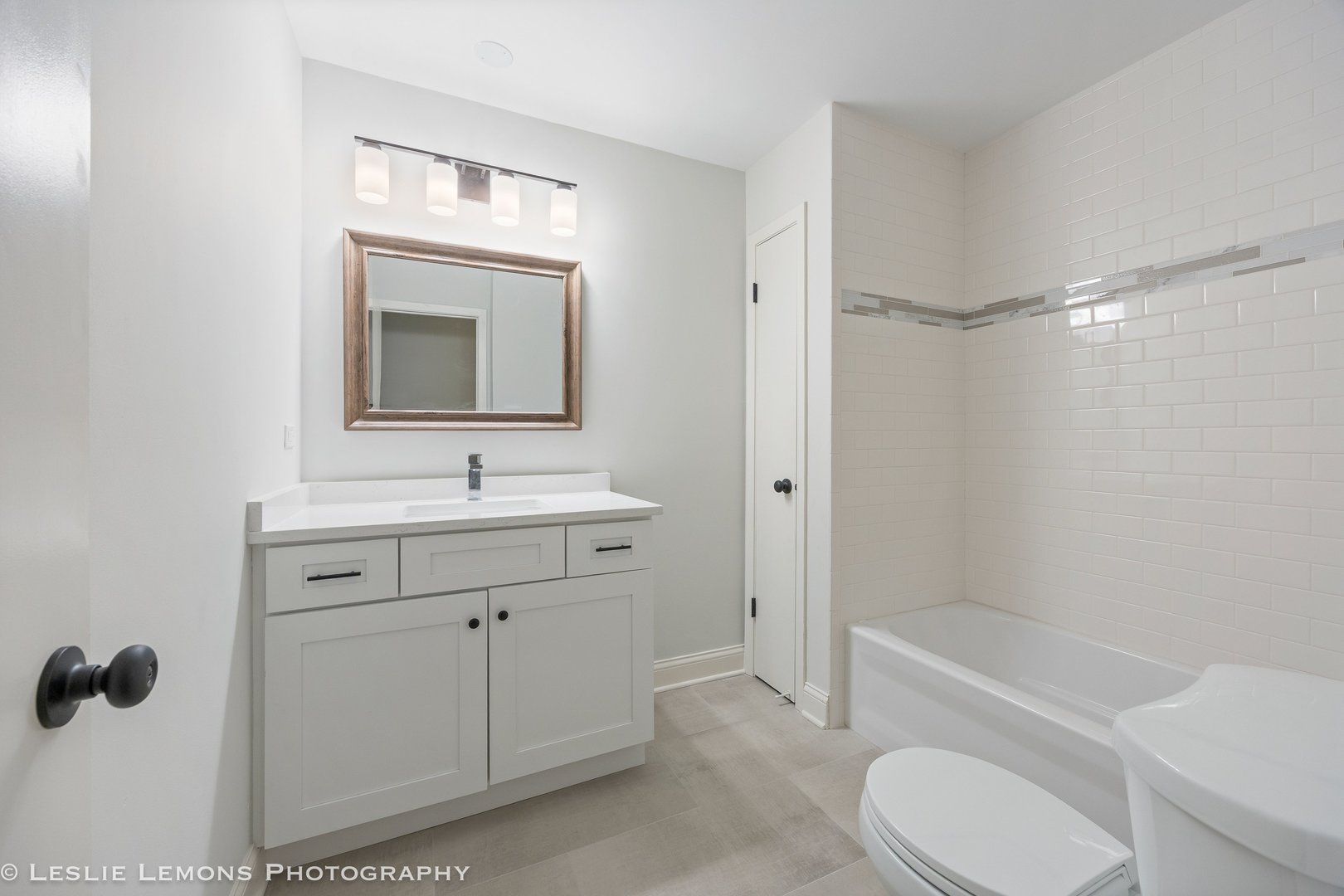 1026 Briarcliffe Boulevard, Wheaton, IL 60189