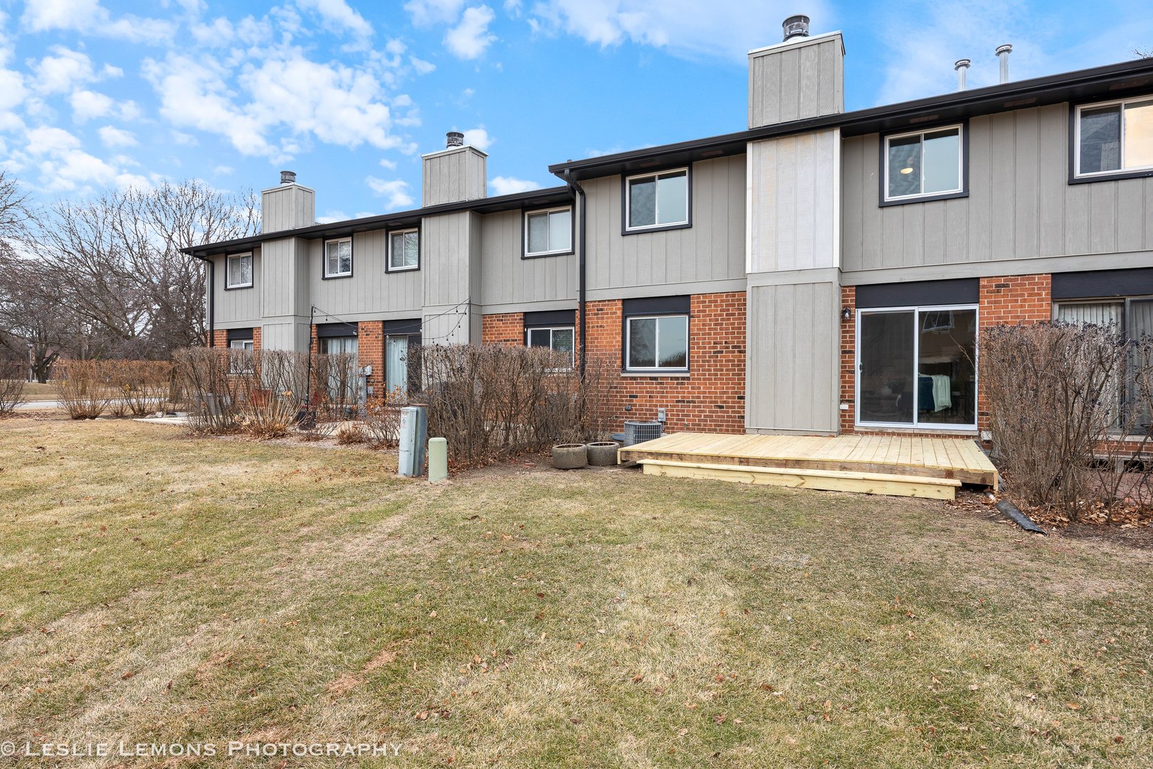 1026 Briarcliffe Boulevard, Wheaton, IL 60189