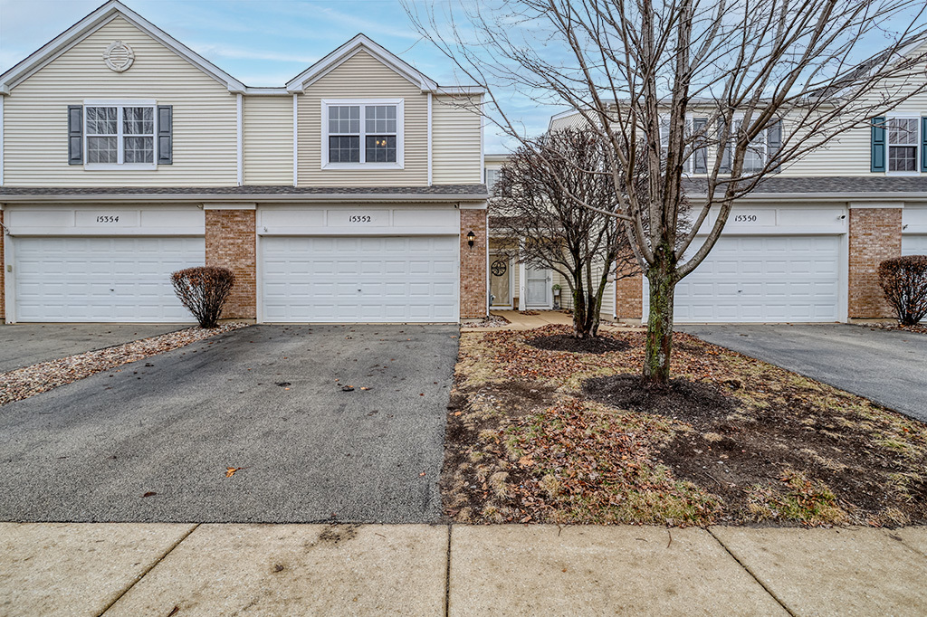 15352 Kenmare Circle, Manhattan, IL 60442