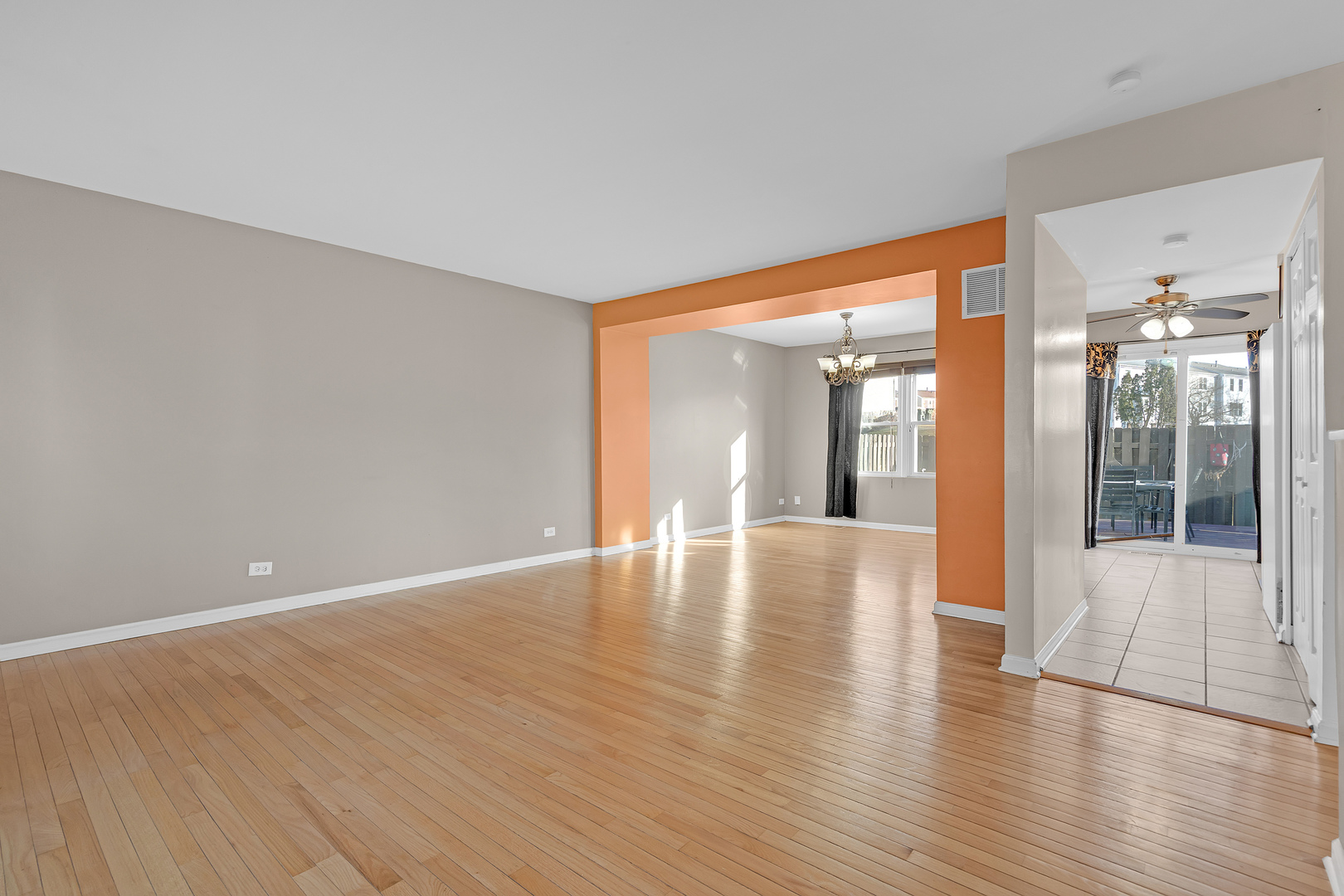 2051 Kettering Road, Hoffman Estates, IL 60169