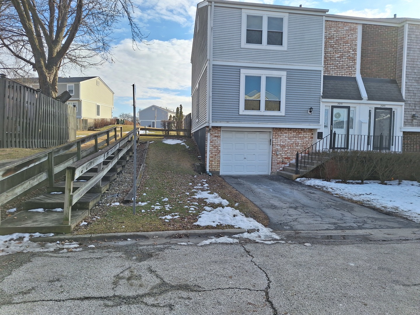 2051 Kettering Road, Hoffman Estates, IL 60169