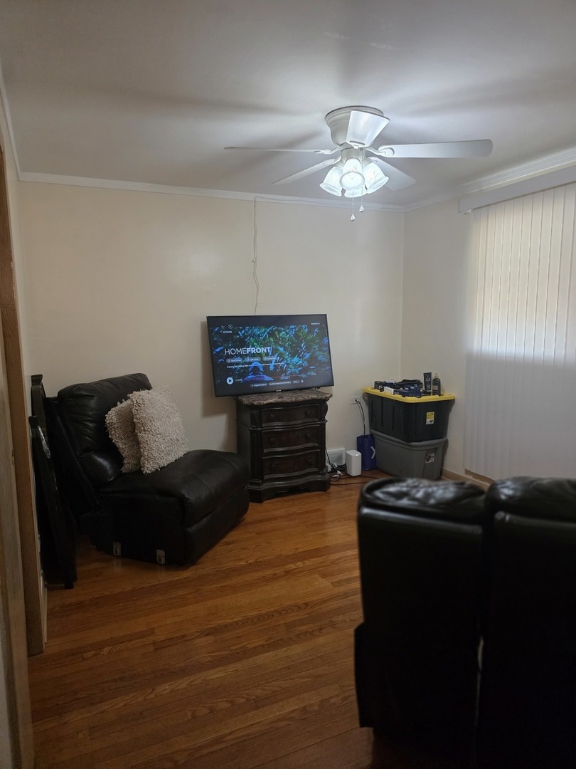 8634 S Kolin Avenue, Chicago, IL 60652