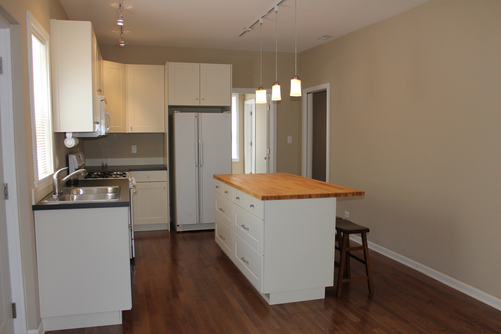 1621 S Ruble Street, Chicago, IL 60616