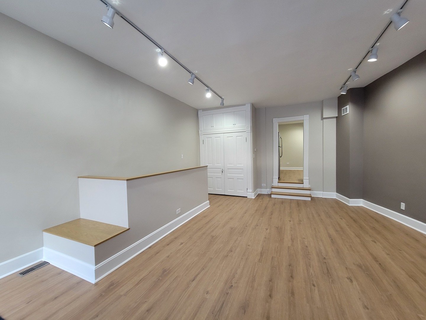 1621 S Ruble Street, Chicago, IL 60616