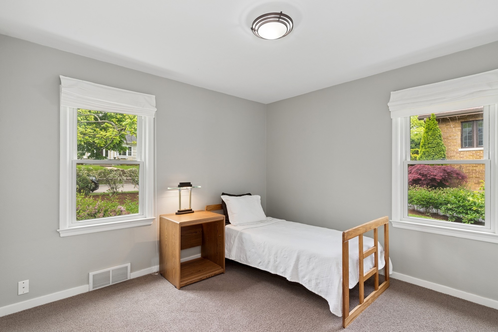 505 Lange Court, Libertyville, IL 60048