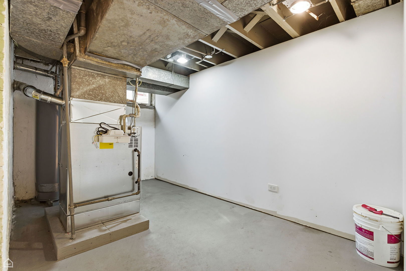 6310 N La Crosse Avenue, Chicago, IL 60646