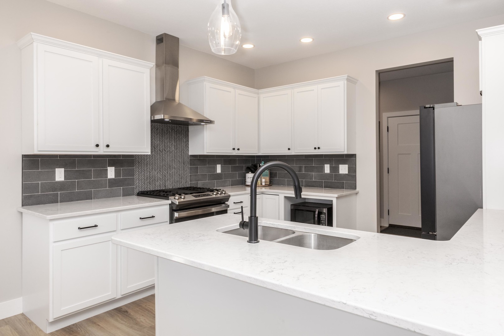 401 B Jenny Lane, Heyworth, IL 61745