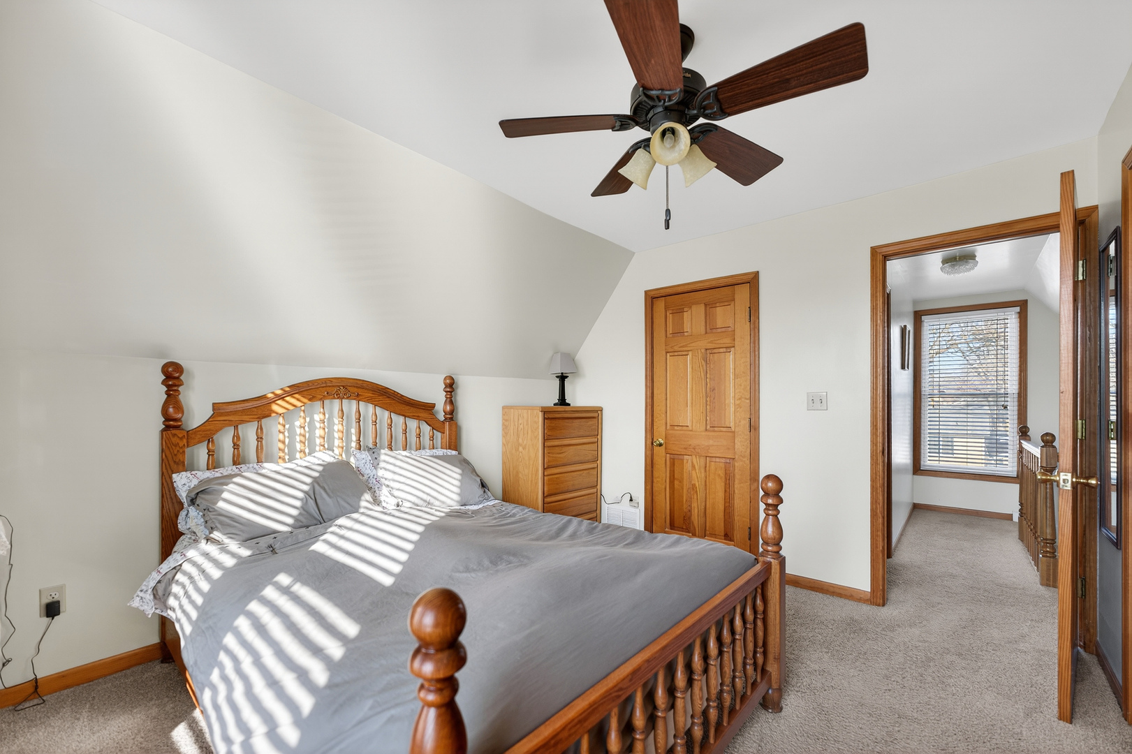 714 Ellwood Avenue, DeKalb, IL 60115