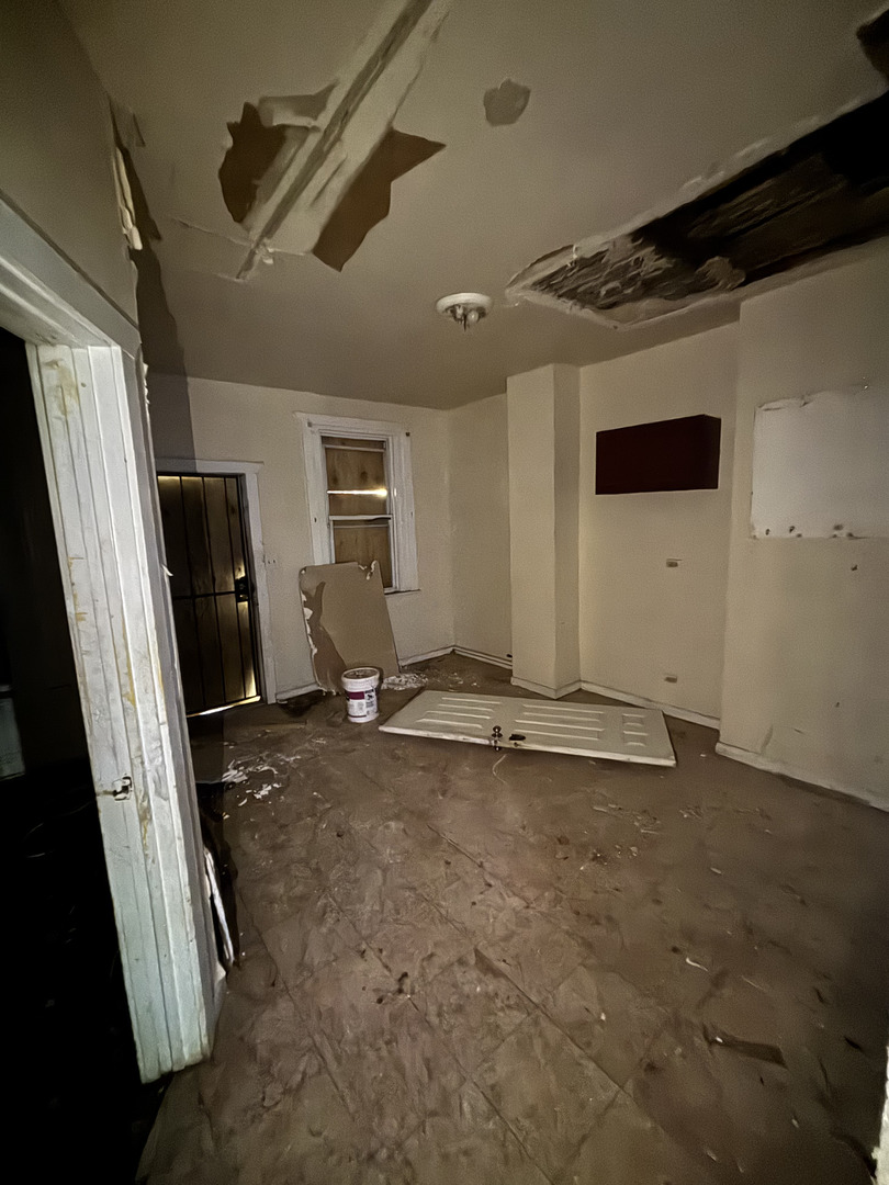 607 W 119th Street, Chicago, IL 60628