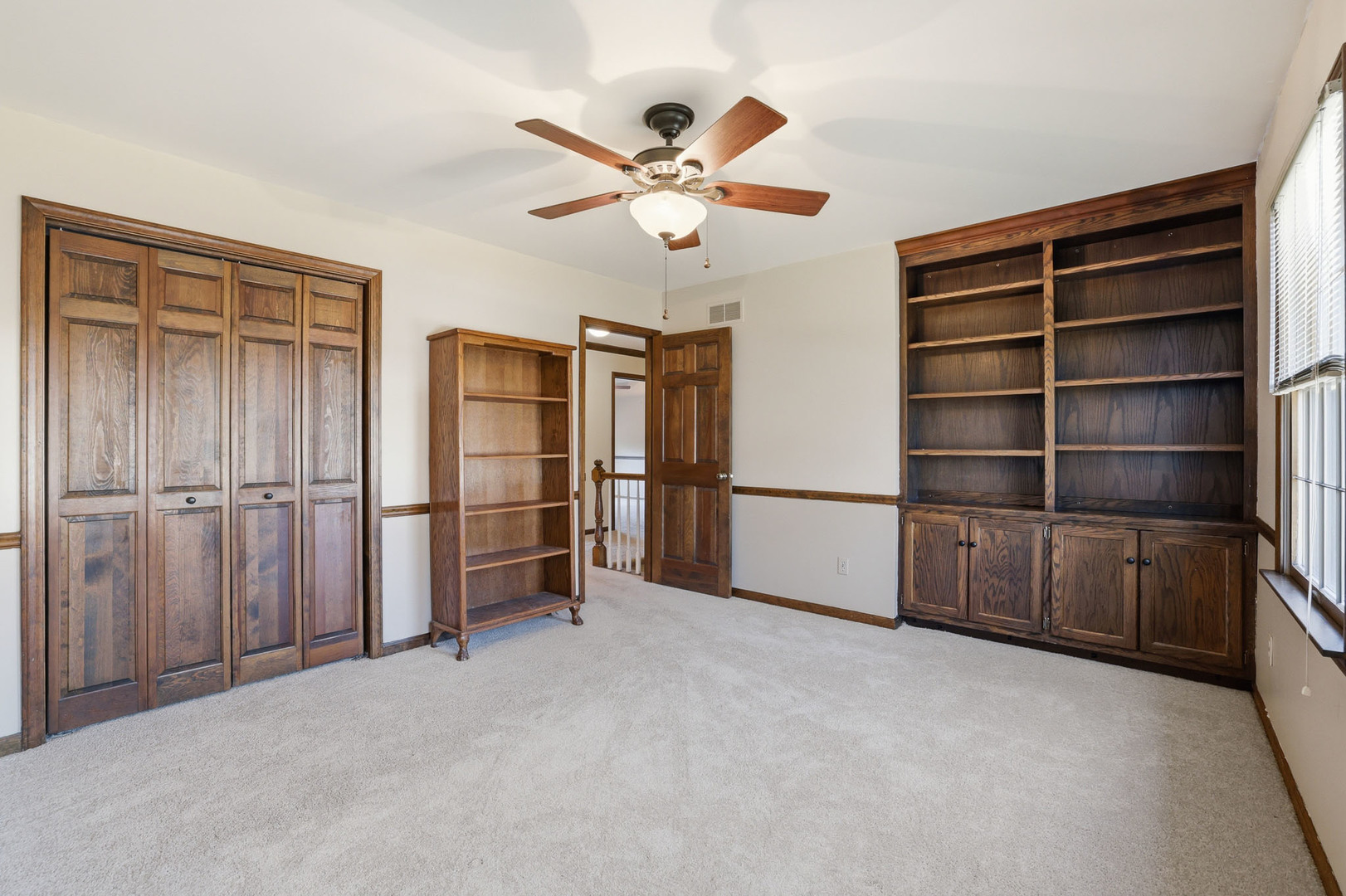 545 Blackhawk Drive, Batavia, IL 60510