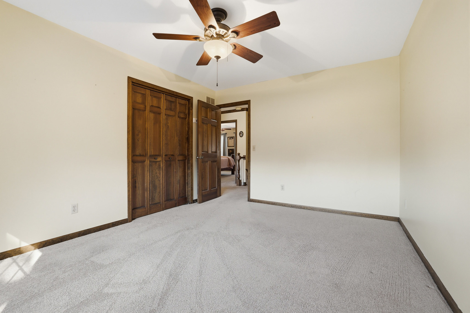 545 Blackhawk Drive, Batavia, IL 60510