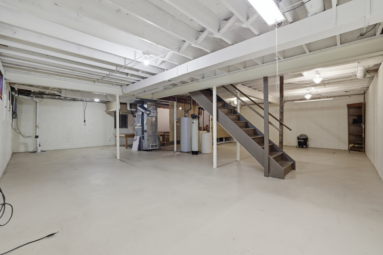 545 Blackhawk Drive, Batavia, IL 60510