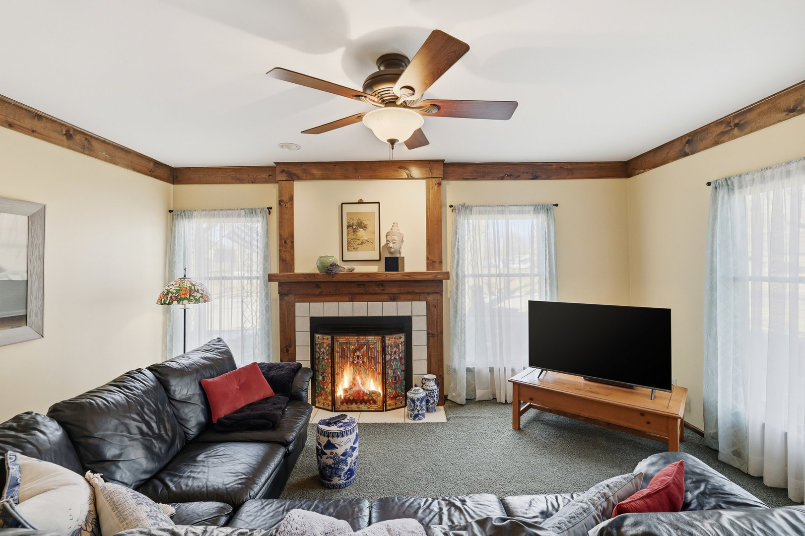 545 Blackhawk Drive, Batavia, IL 60510