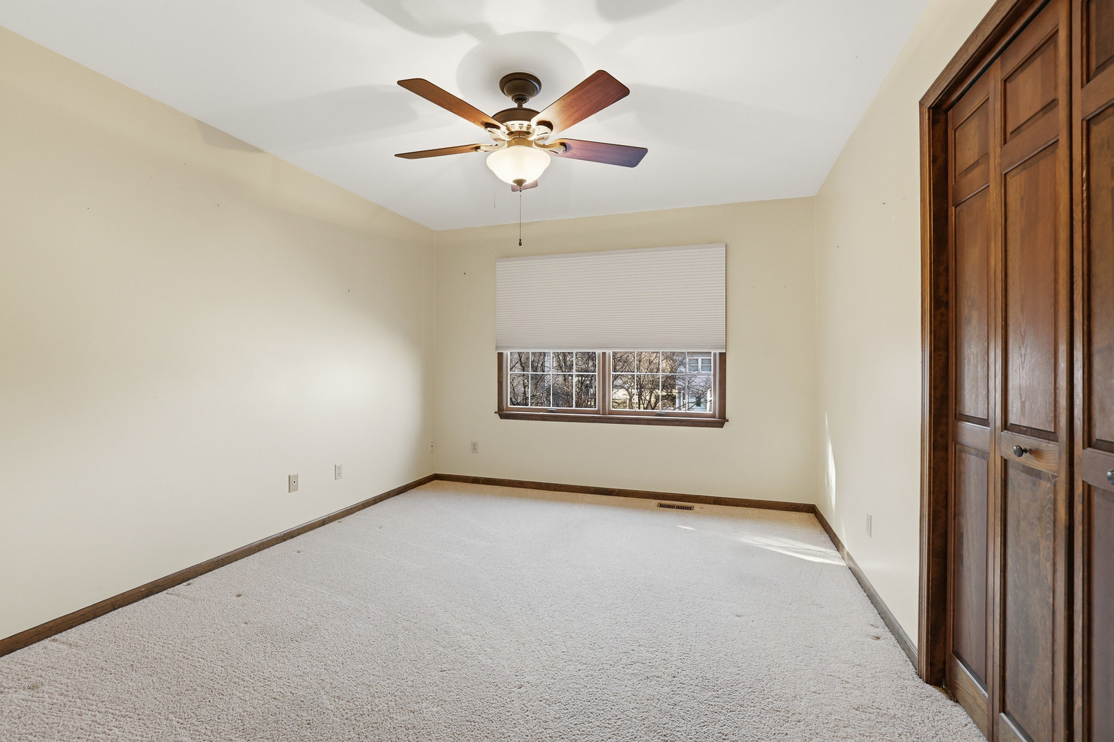 545 Blackhawk Drive, Batavia, IL 60510