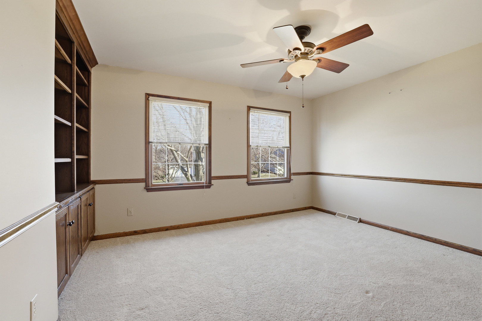 545 Blackhawk Drive, Batavia, IL 60510