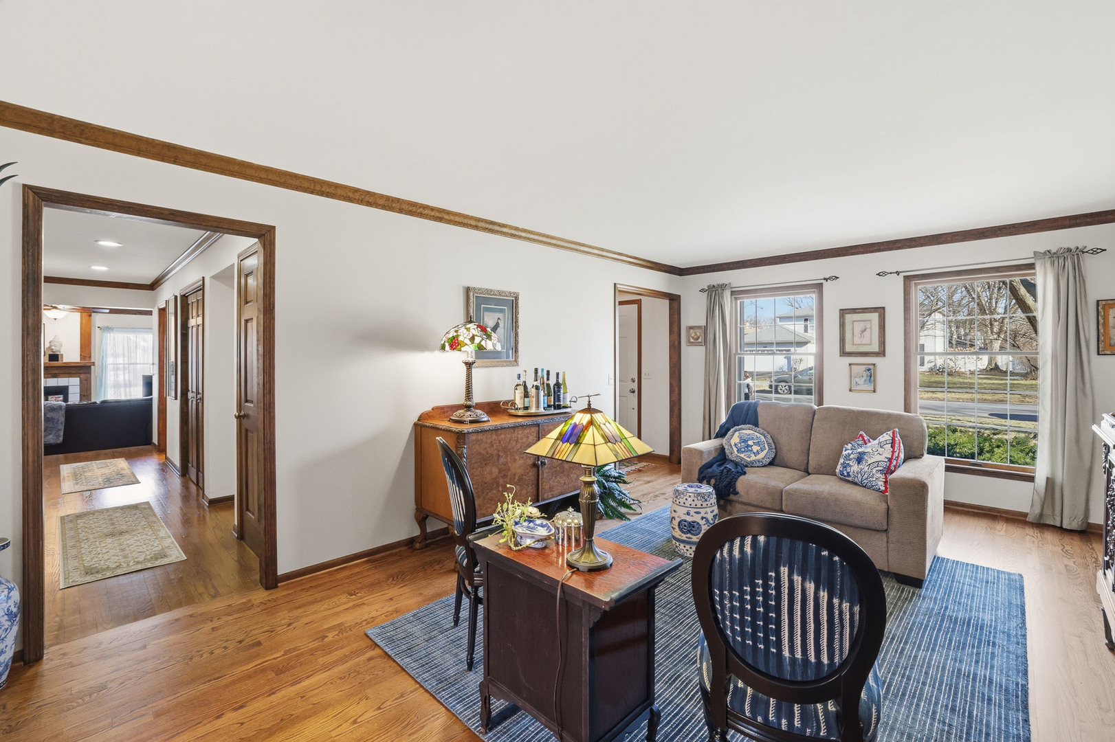 545 Blackhawk Drive, Batavia, IL 60510