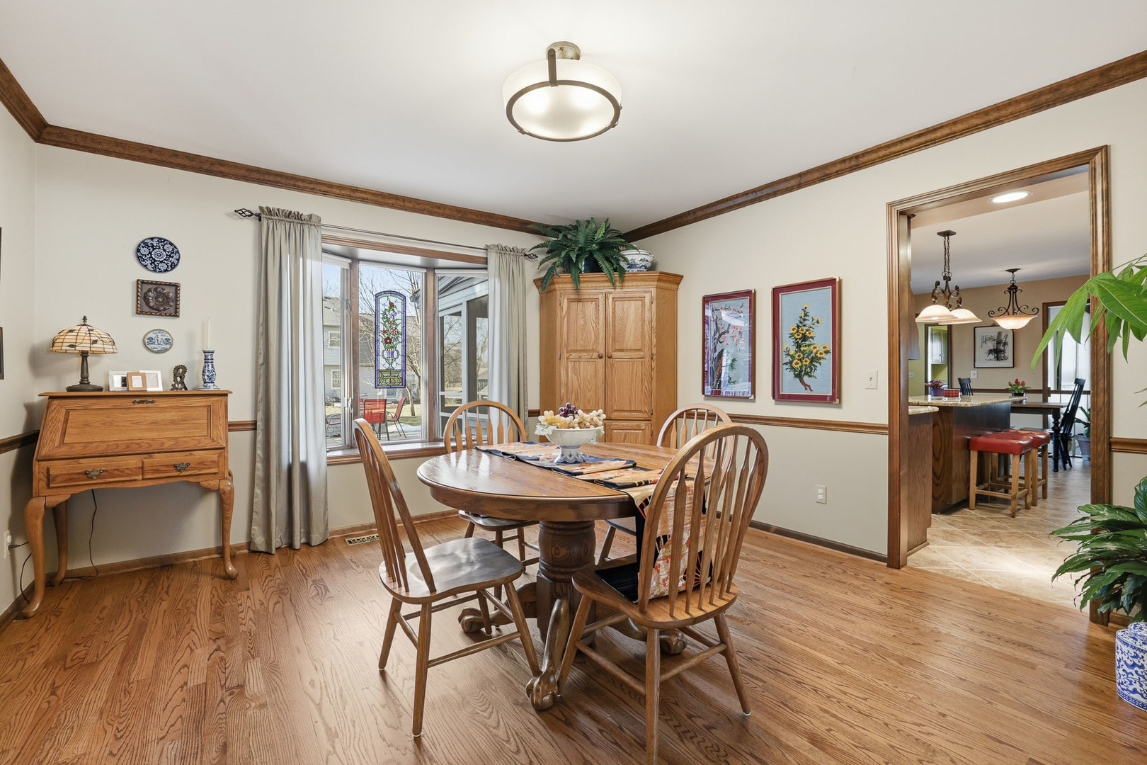 545 Blackhawk Drive, Batavia, IL 60510