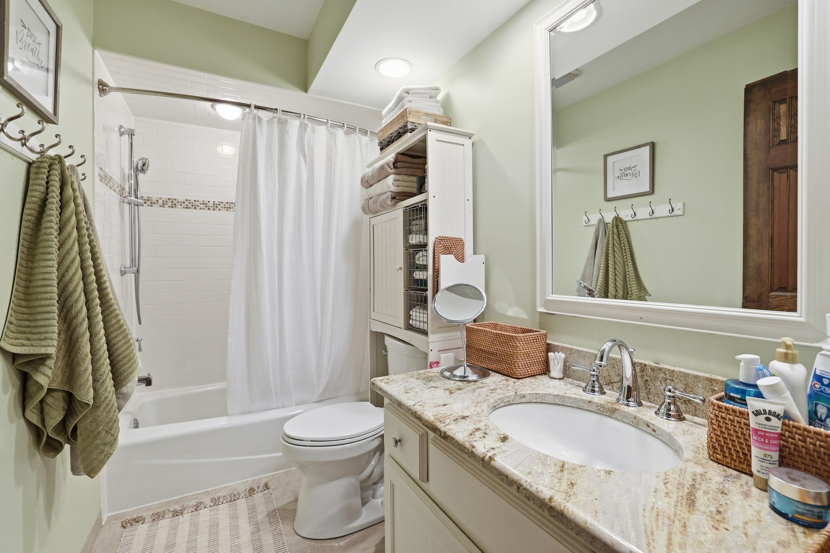 545 Blackhawk Drive, Batavia, IL 60510