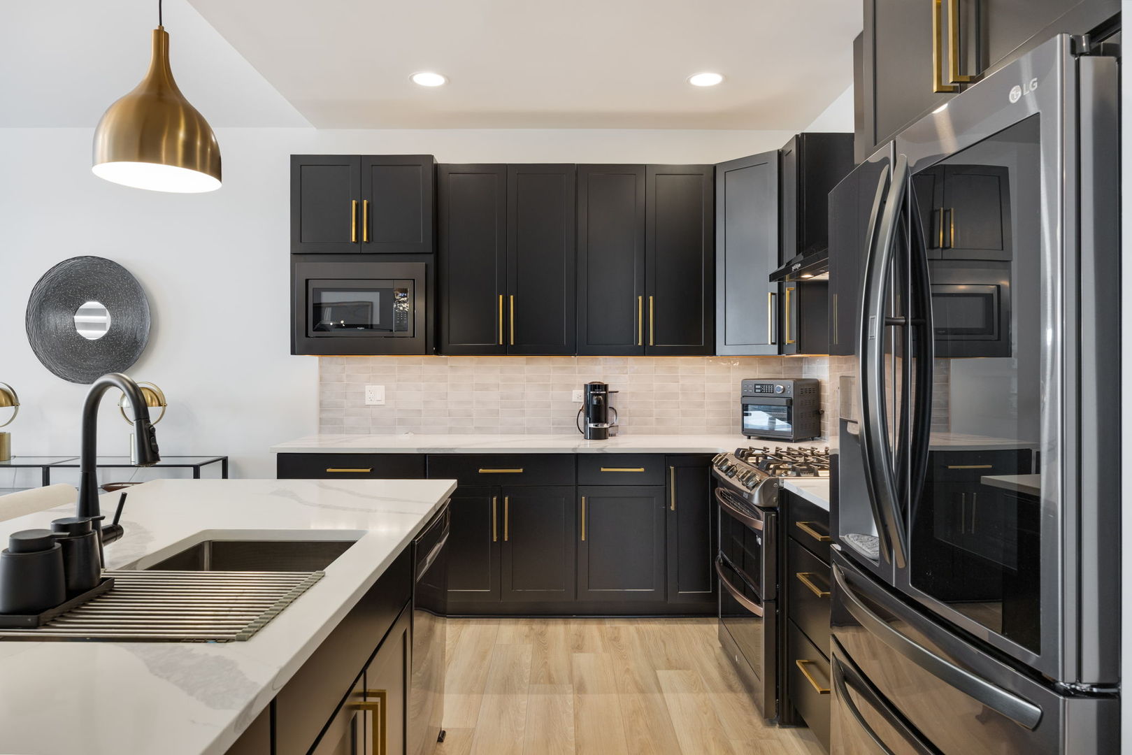 312 Woodmoor Drive, Lombard, IL 60148