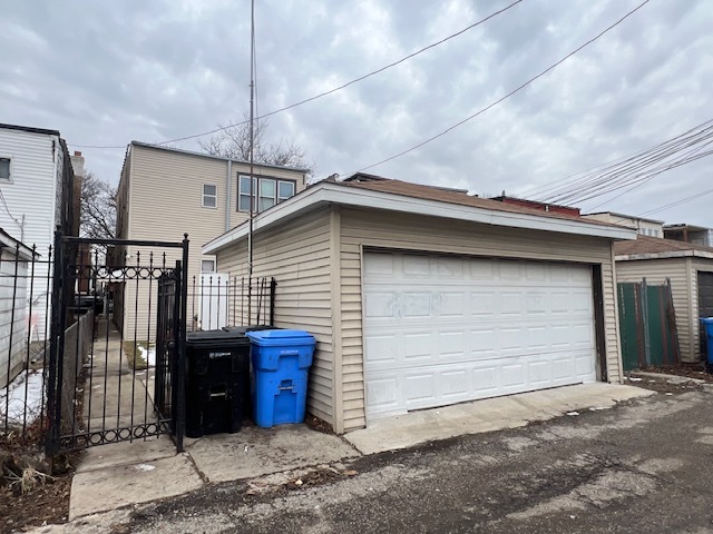 1627 N Lotus Avenue, Chicago, IL 60639