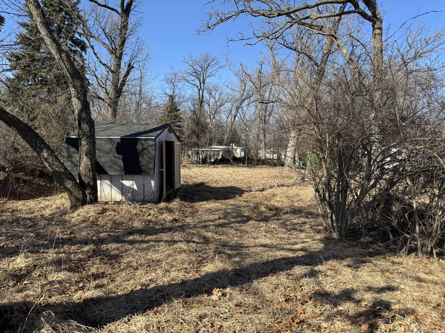 23-119 Woodhaven Lakes, Sublette, IL 61367