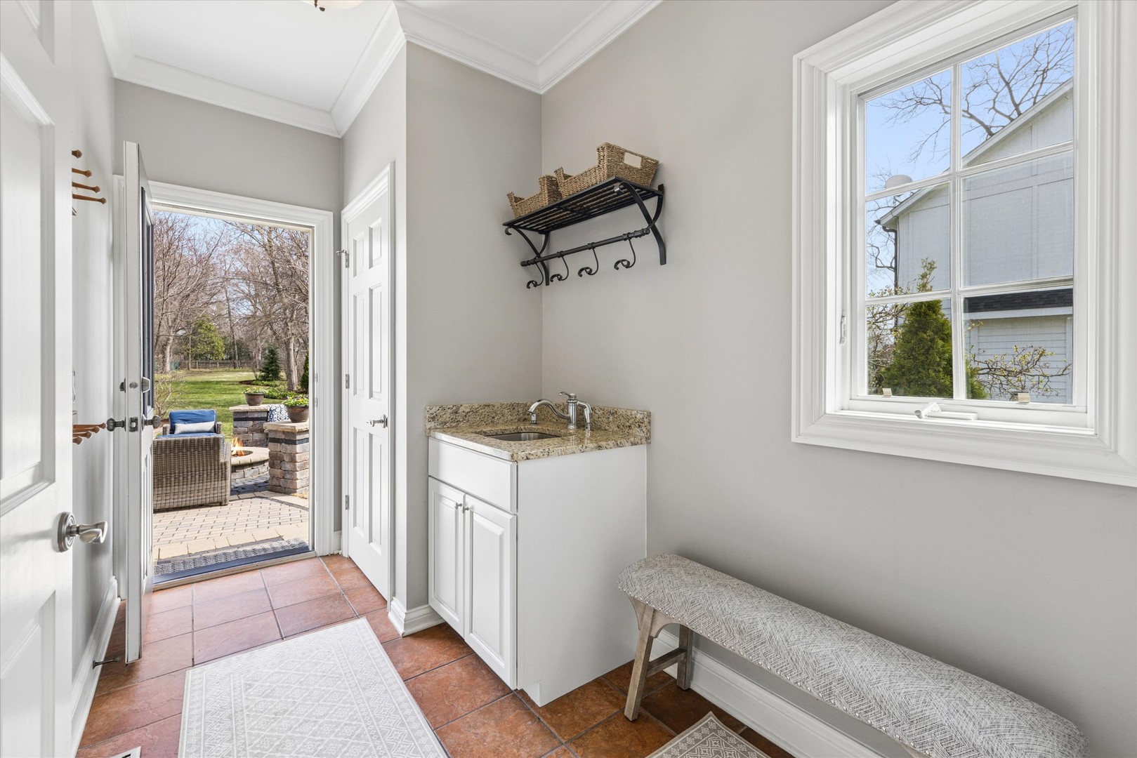 321 N Kenilworth Avenue, Glen Ellyn, IL 60137