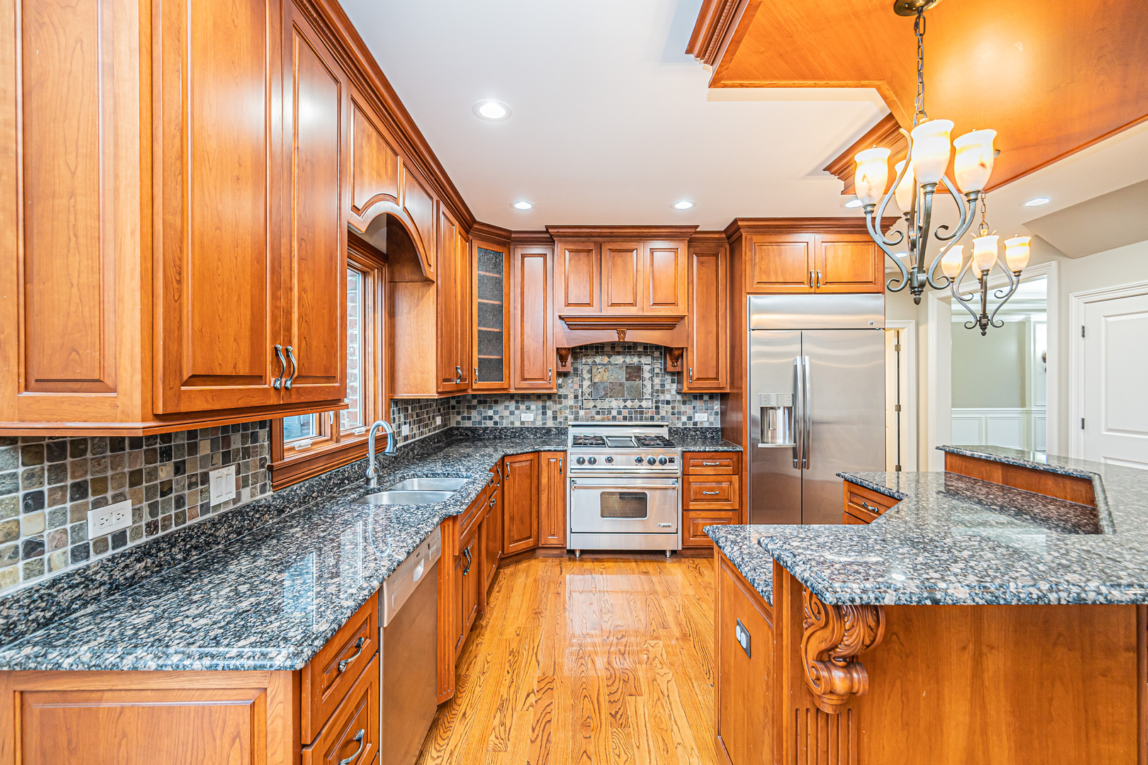 361 S ELM Street, Itasca, IL 60143