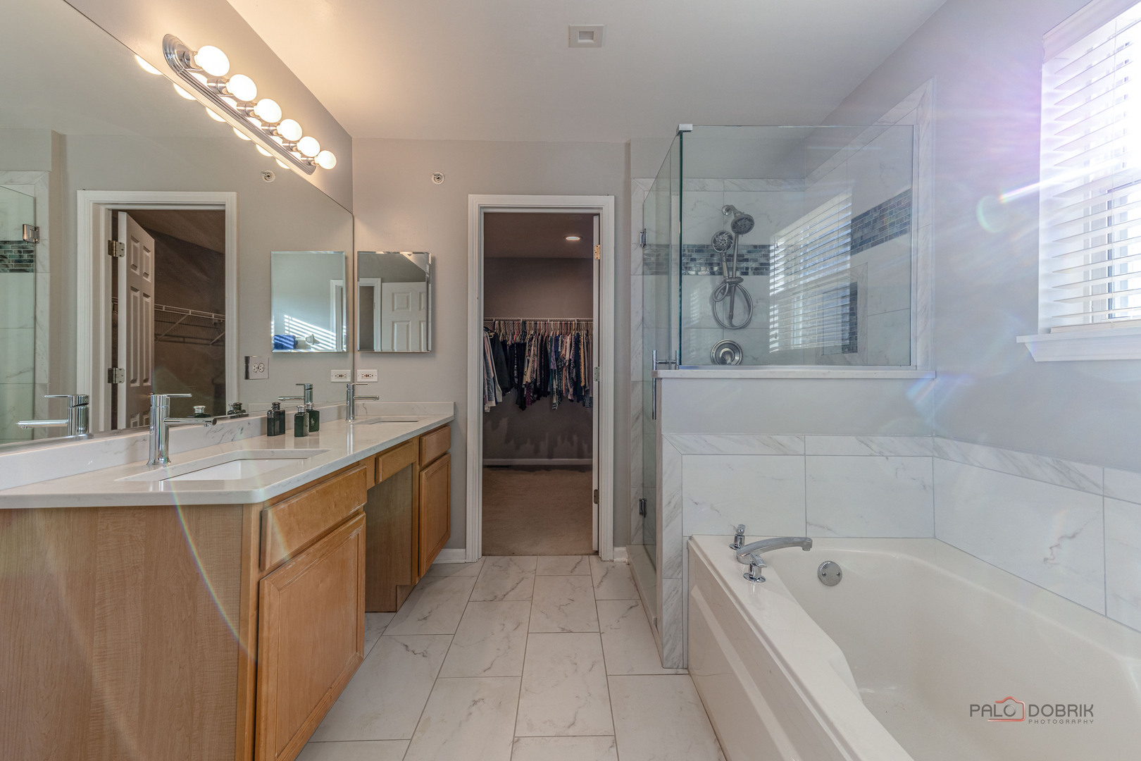 8065 Vail Court, Long Grove, IL 60047