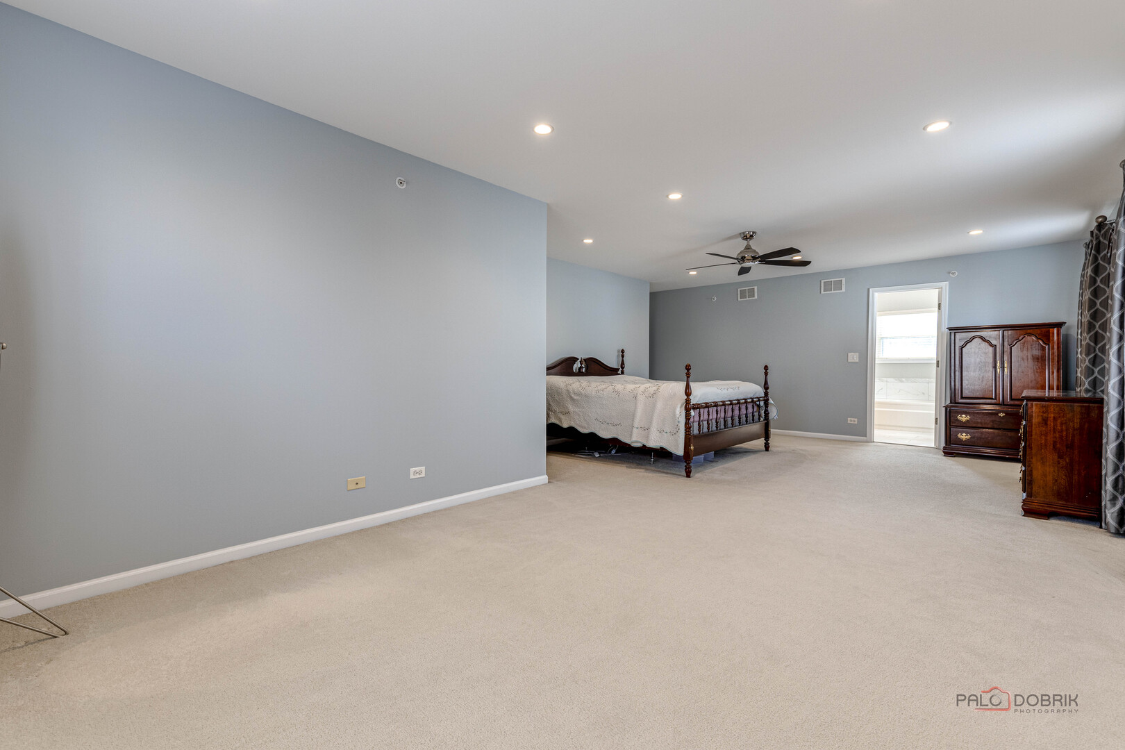 8065 Vail Court, Long Grove, IL 60047