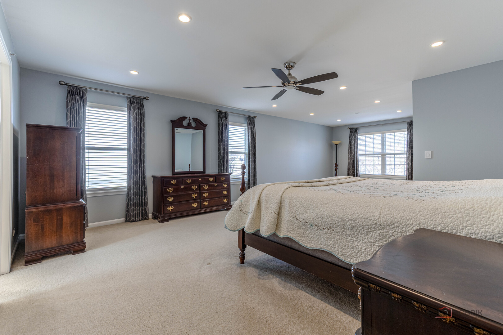 8065 Vail Court, Long Grove, IL 60047