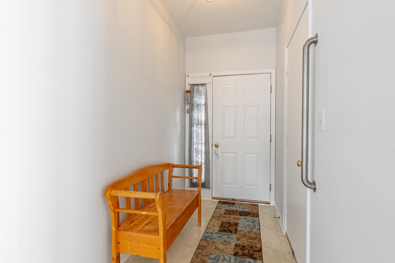 319 W Streamwood Boulevard, Streamwood, IL 60107