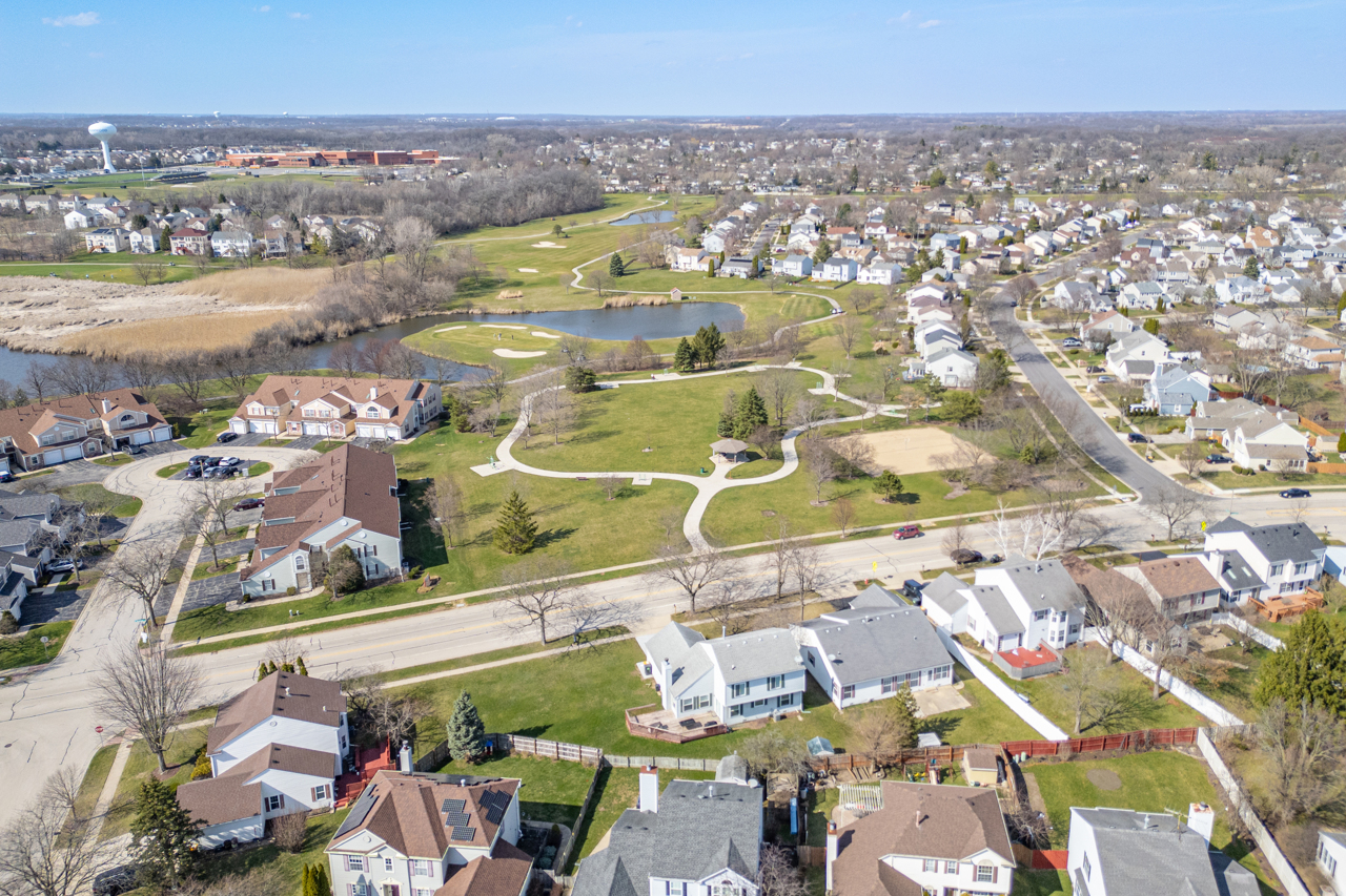 319 W Streamwood Boulevard, Streamwood, IL 60107