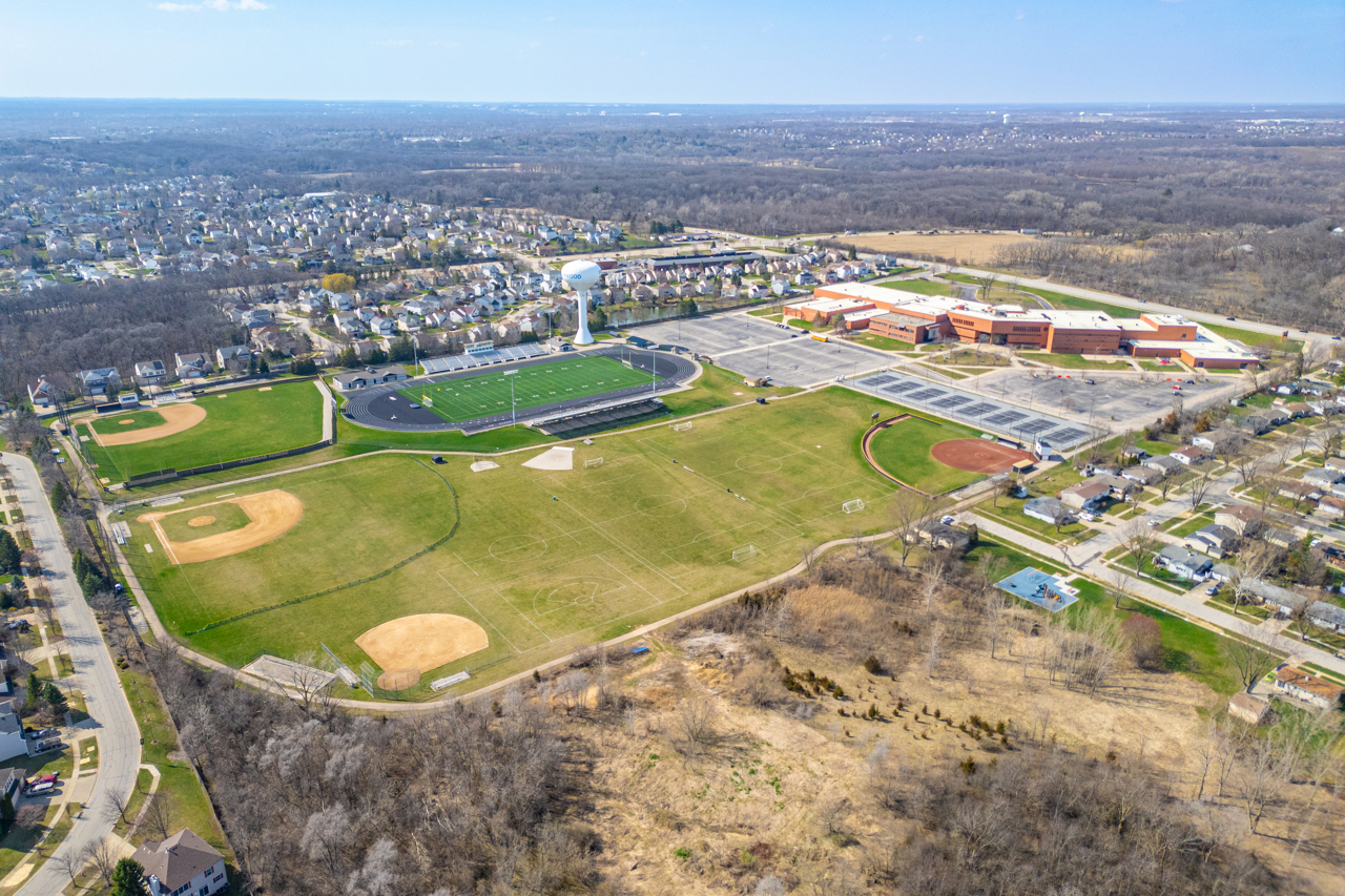 319 W Streamwood Boulevard, Streamwood, IL 60107