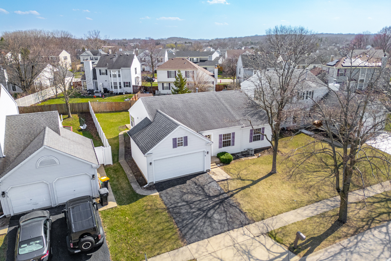 319 W Streamwood Boulevard, Streamwood, IL 60107