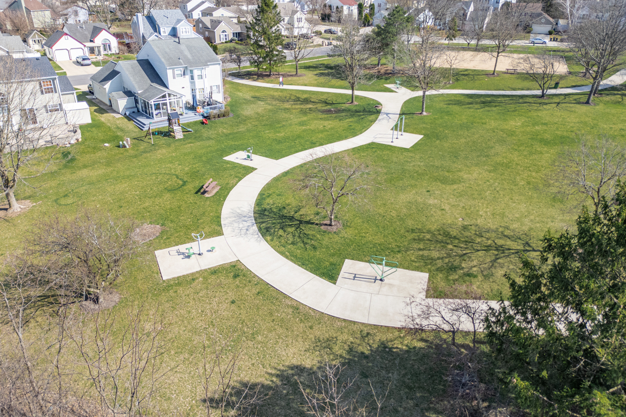 319 W Streamwood Boulevard, Streamwood, IL 60107