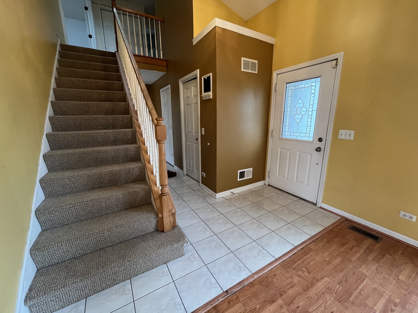 246 Homewood Drive, Bolingbrook, IL 60440