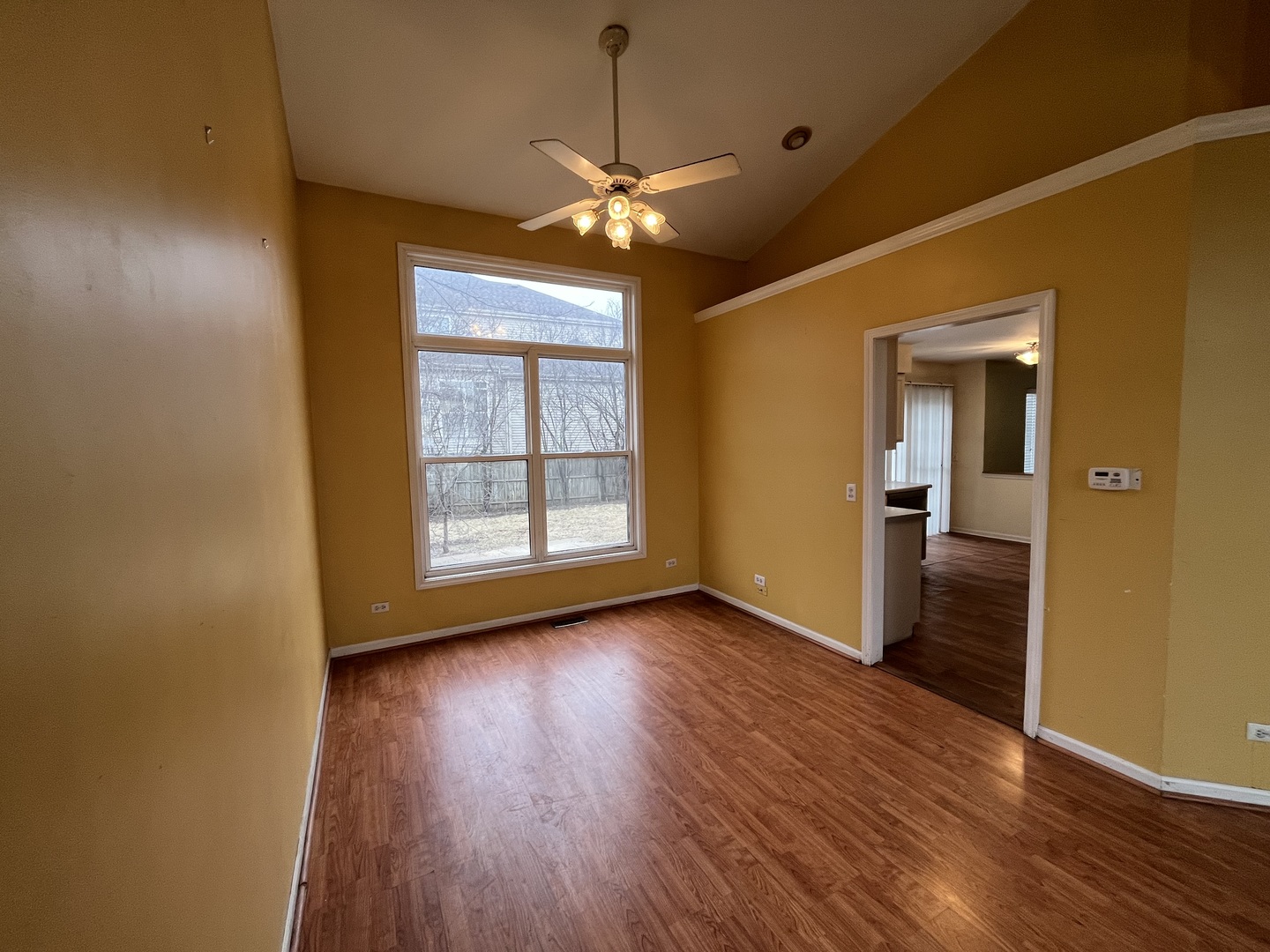 246 Homewood Drive, Bolingbrook, IL 60440