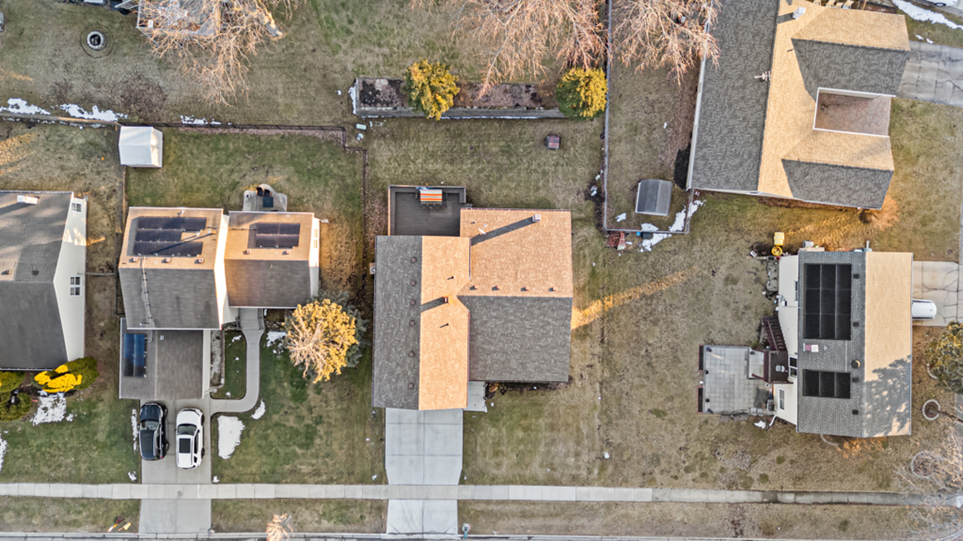 51 W Stevenson Drive, Glendale Heights, IL 60139