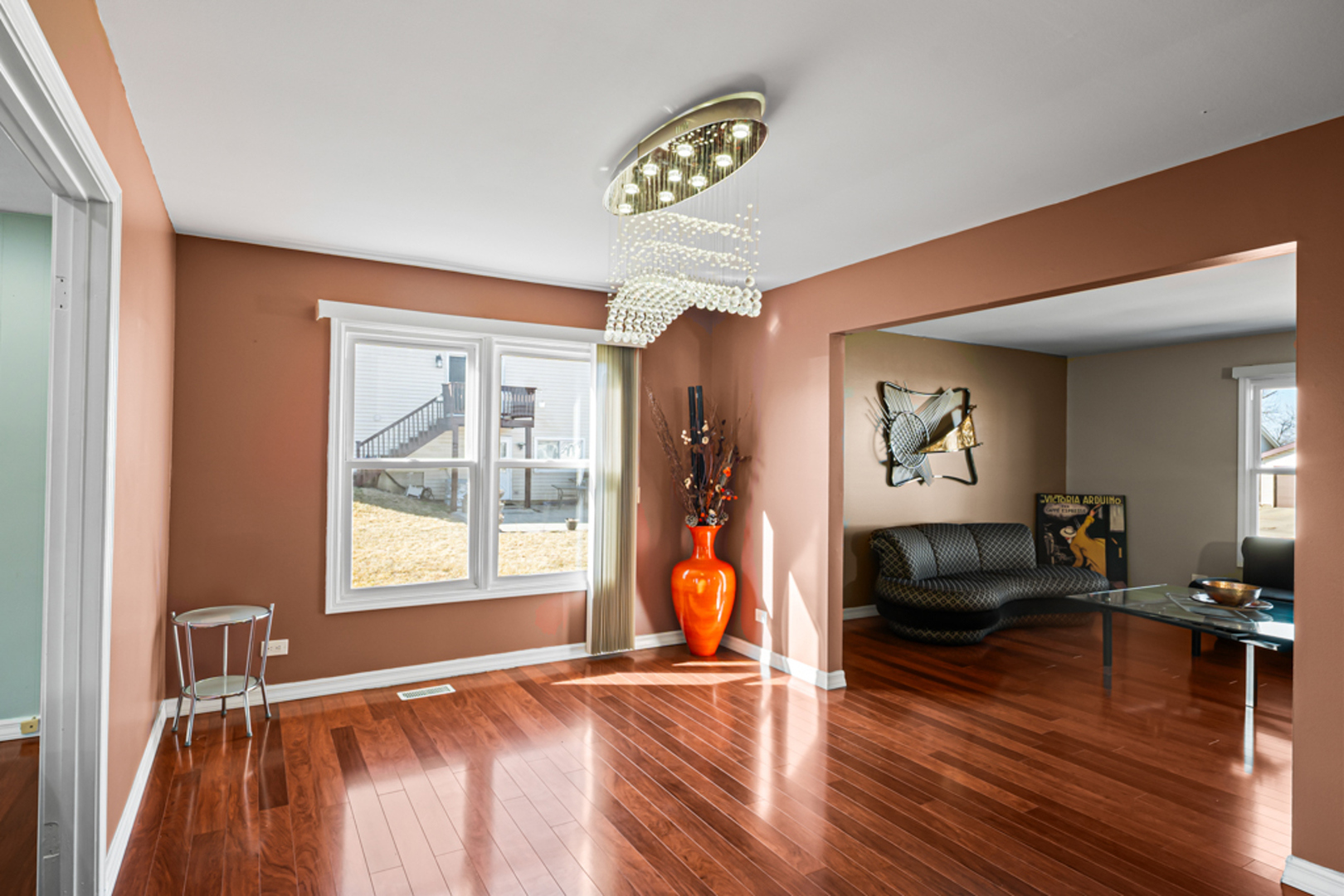 51 W Stevenson Drive, Glendale Heights, IL 60139