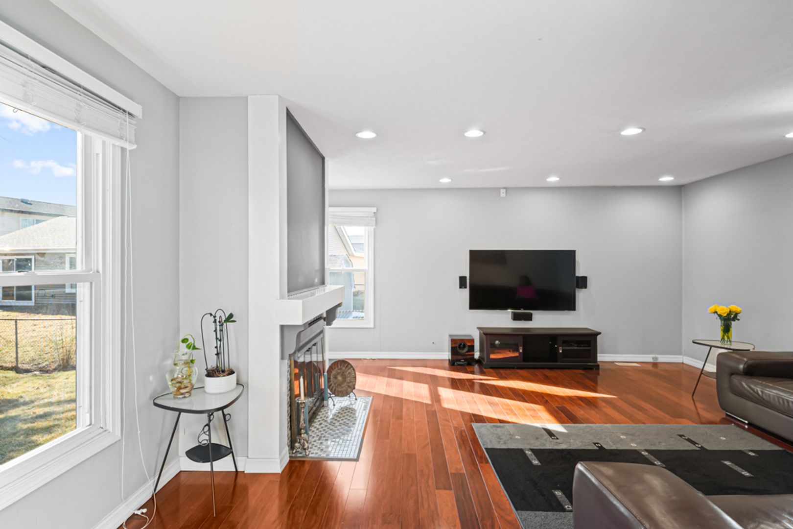 51 W Stevenson Drive, Glendale Heights, IL 60139