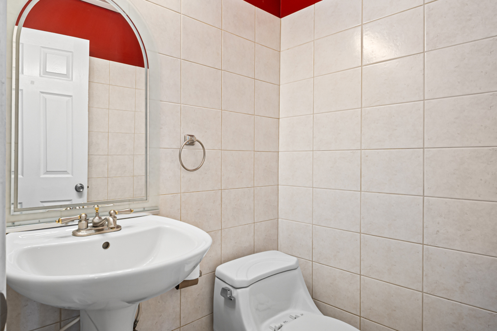 51 W Stevenson Drive, Glendale Heights, IL 60139