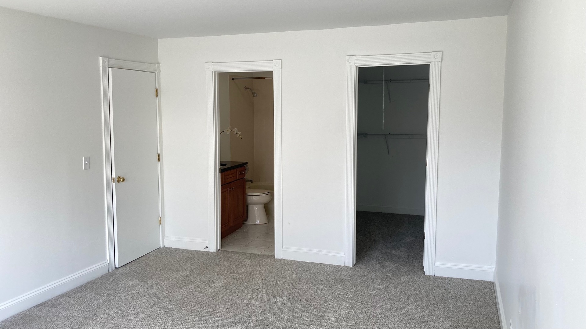 21W581 North Avenue #51, Lombard, IL 60148