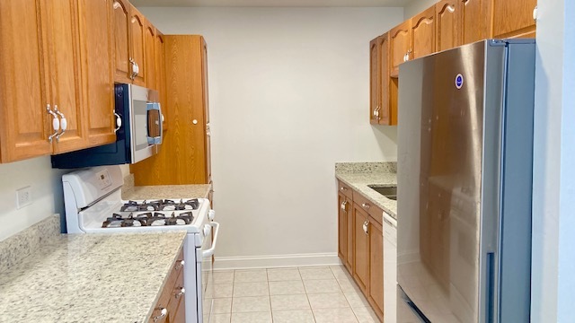 21W581 North Avenue #51, Lombard, IL 60148