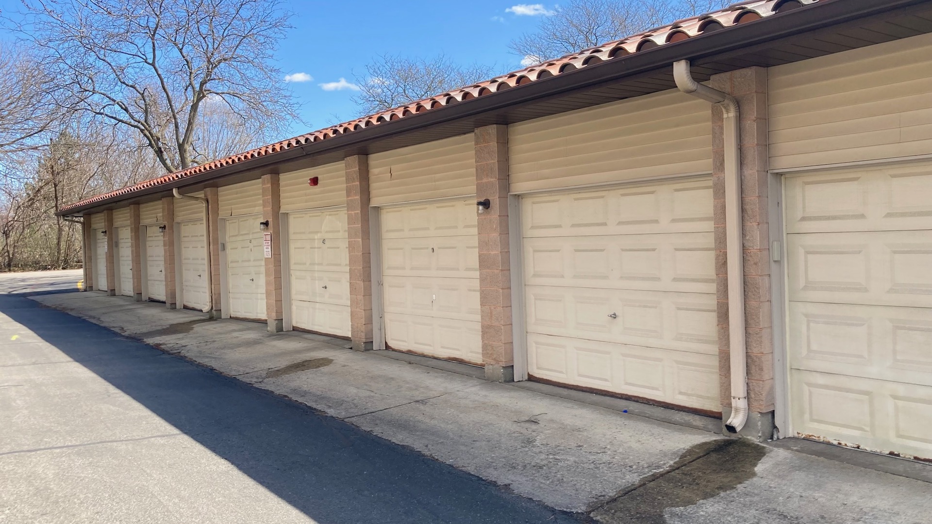 21W581 North Avenue #51, Lombard, IL 60148