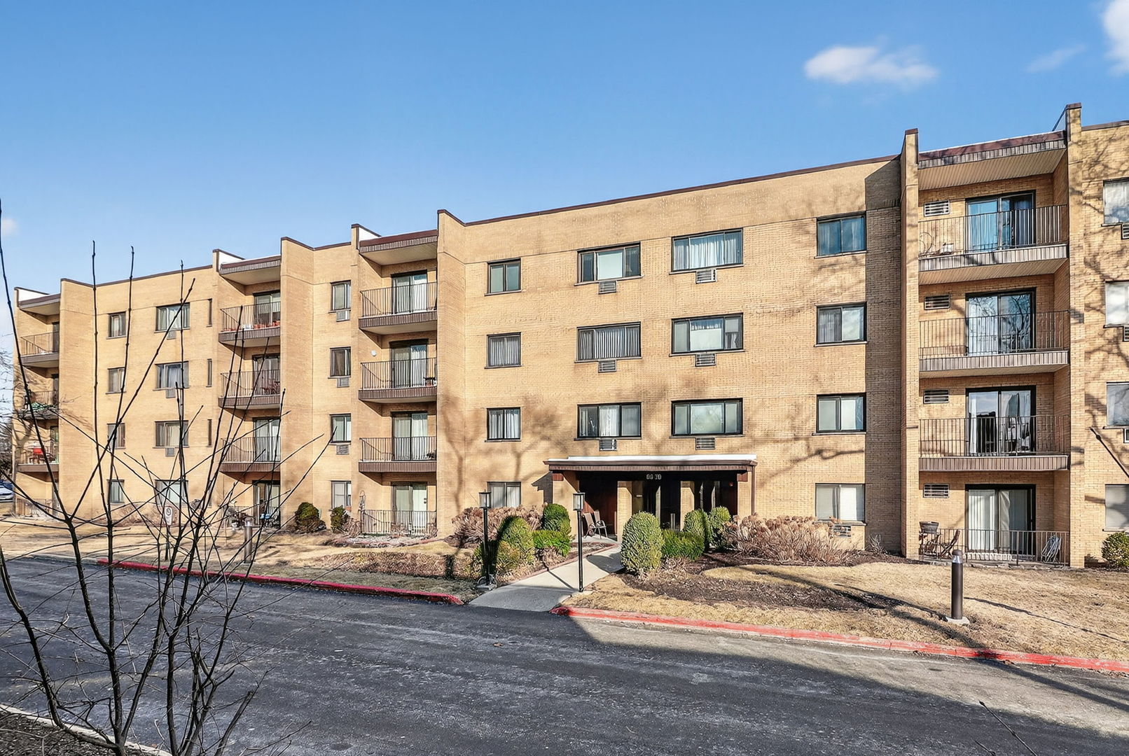 6630 S Brainard Avenue #409, Countryside, IL 60525